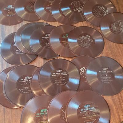 Lot 421: Vintage Hit of the Week Paper Records Collec
