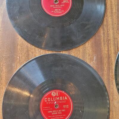 Lot 422: Mixed Lot of Decca, Columbia & Capital Records