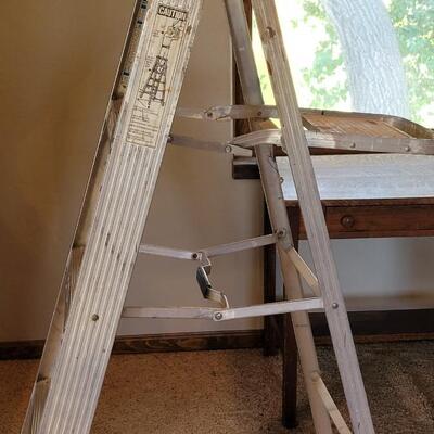 Lot 424: Werner Aluminum Ladder