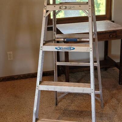 Lot 424: Werner Aluminum Ladder