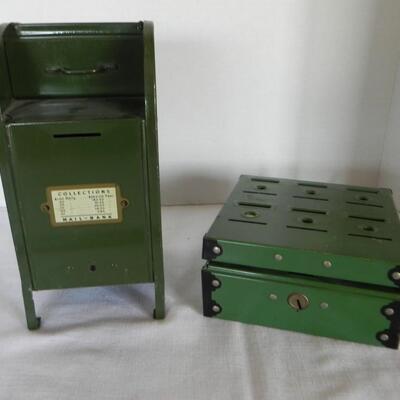 LOT 177  VINTAGE MAILBOX & DEPOSIT BOX  BANKS