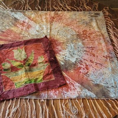 Lot 442: Antique Victorian Velvet Fringe Tablecloth & Pillow or Seat Top