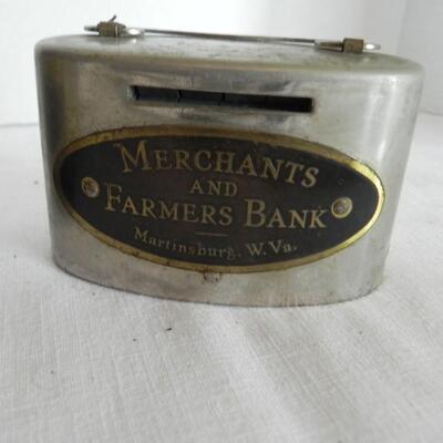 LOT 181 VINTAGE BANKS