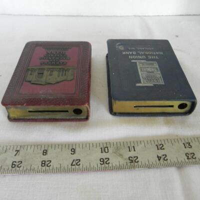 LOT 182  VERY VINTAGE BANKS