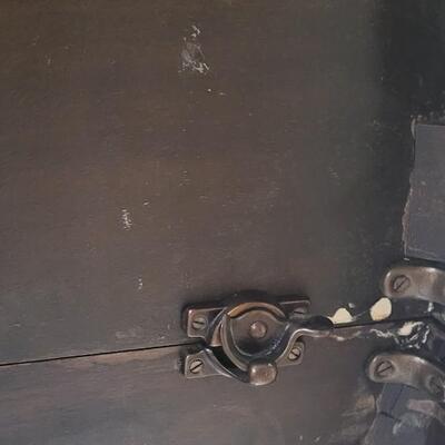 Lot 443: Antique Coffee Table