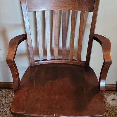 Lot 444: Murphy Owensboro, Kentucky Wood Chair 