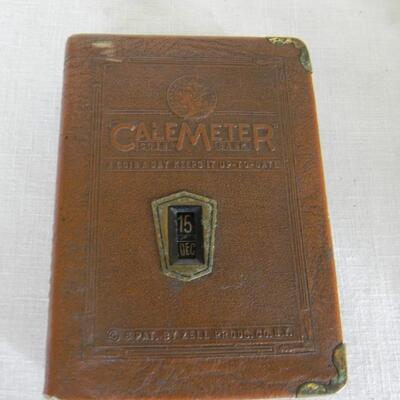 LOT 190  3 VINTAGE BANKS