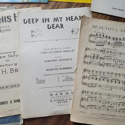 Lot 457: Antique & Vintage Sheet Music 