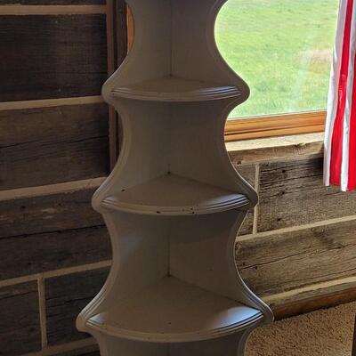 Lot 464: Vintage White Corner Shelf