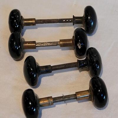 Lot 465: Antique Black Enamel Doorknobs