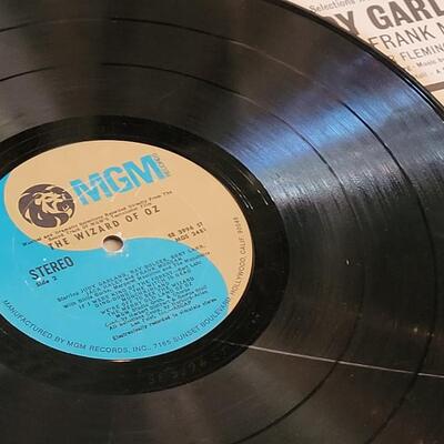Lot 473: Vintage Mary Poppins & Wizard of Oz Records