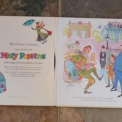 Lot 473: Vintage Mary Poppins & Wizard of Oz Records