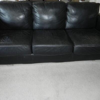 LOT 194 THOMASVILLE LEATHER SOFA