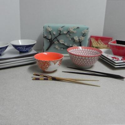LOT 198 JAPANESE STYLE