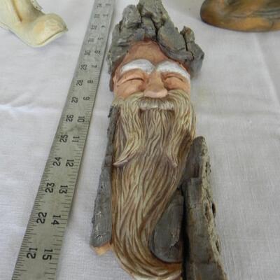 LOT 211  WOOD CARVED ITEMS