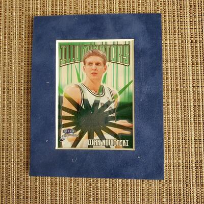 Dirk Nouitzki, Fleer Trading Card 