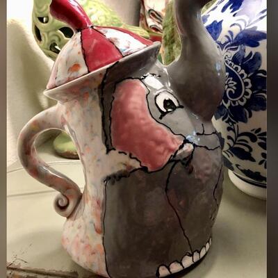 Lot 19 - Hand Painted Elephant Teapot