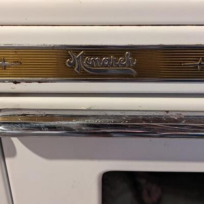 Exc Cond Retro Monarch Electric Range. Made in Beaver Dam!
