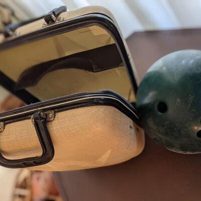 Retro Bowling Ball and Cool Case