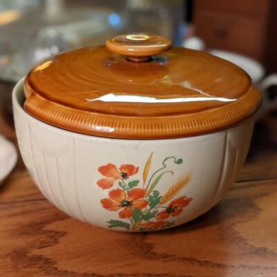 Vintage Hall's Bowl with Lid, Beautiful