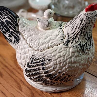 A must have! Hen with her Chick Cookie Jar