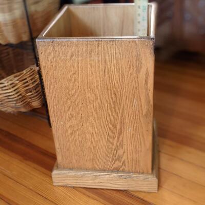 Oak Umbrella Stand, this won't fall over