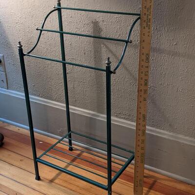 Very Nice Metal Towel Rack