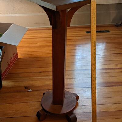 Oak Pedestal to put Yourself Upon