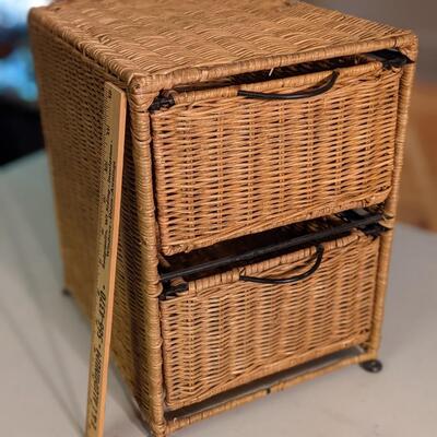 Very Nice Wicker 2 Drawer