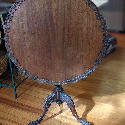 Mahogany Tilt-Top Table