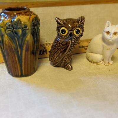Red Wing vase and two cuties