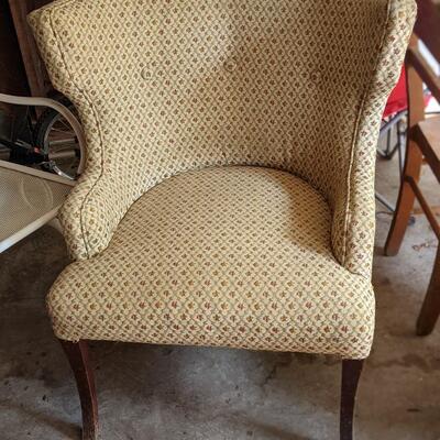 Cool Vintage Barrel Chair