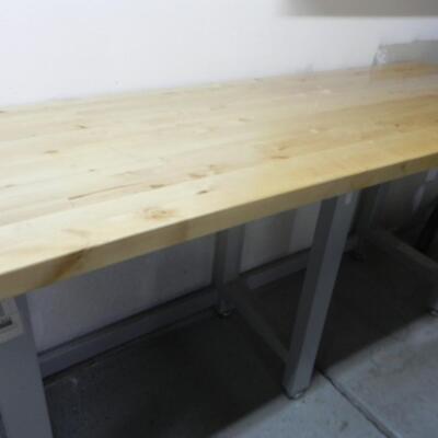 LOT 225  WORK TABLE
