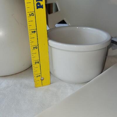 Lot 3: Mixed White Pottery (all unmarked)