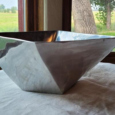 Lot 5: Twisted Square Aluminum Bowl