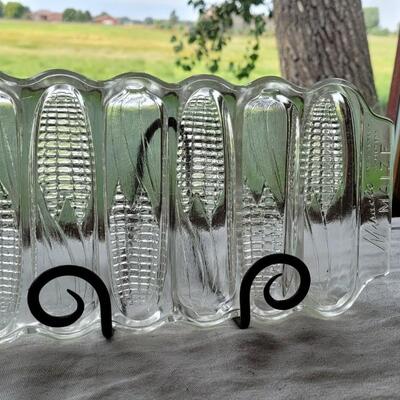 Lot 6: Miracle Maize Glass Cornbread Dish & Elpa Alcobaca White Corn Dishes made in Portugal 