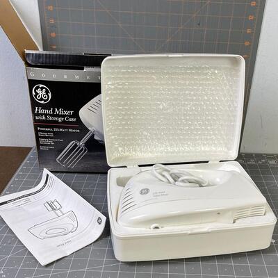 #75 GE Hand Mixer Like New in Open Box 