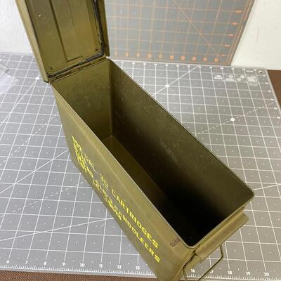 #160 Vintage Ammo Can 30 Cal. Green