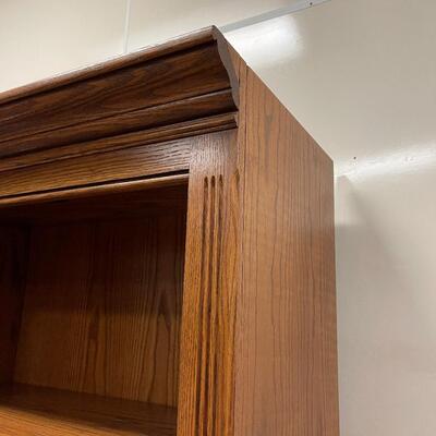 #178 Oak Display Shelf, With Lighting, NICE! 