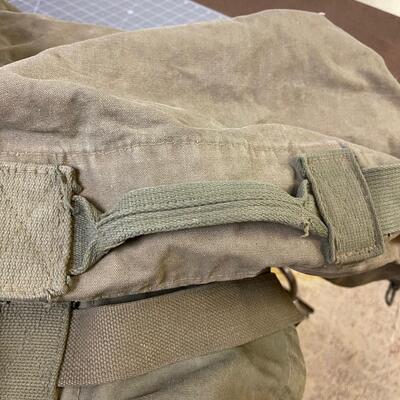 #194 (2) US Army Duffel Bags 