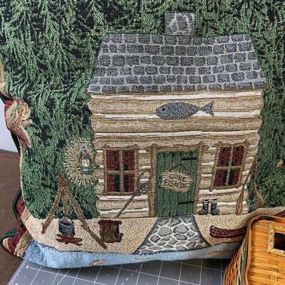 #224 Fishing DÃ©cor Items: Towels, Pictures, fish etc.