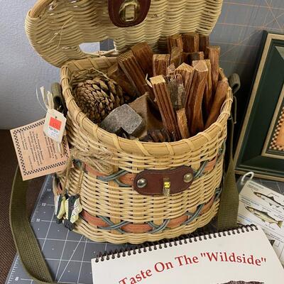 #225 Camp on the Lake DÃ©cor: Cook Book, Kindling etc.