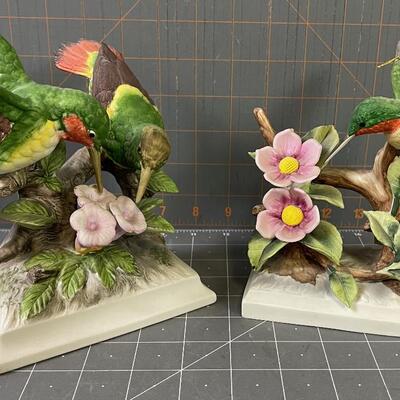 #245 Porcelain Hummingbirds (2) Beautiful 
