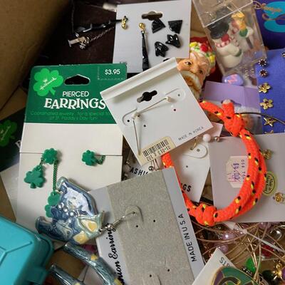 #247 Jewelry Many New, Vintage 90's Era 