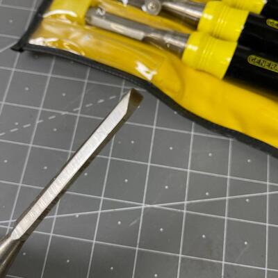 #250  4 piece Wood Chisel Set 