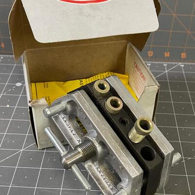 #255 Vintage Dowel Jig