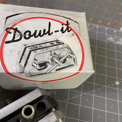 #255 Vintage Dowel Jig