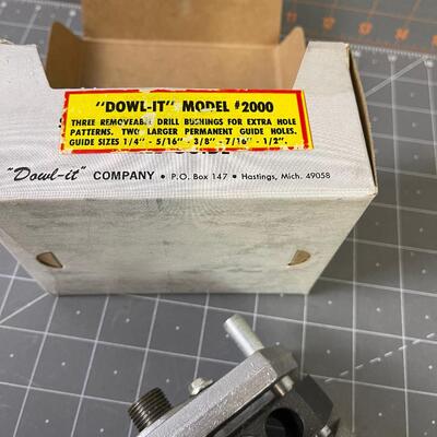 #255 Vintage Dowel Jig