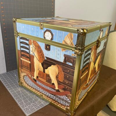 #256 Rocking Horse Trunk Cube 