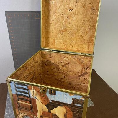 #256 Rocking Horse Trunk Cube 